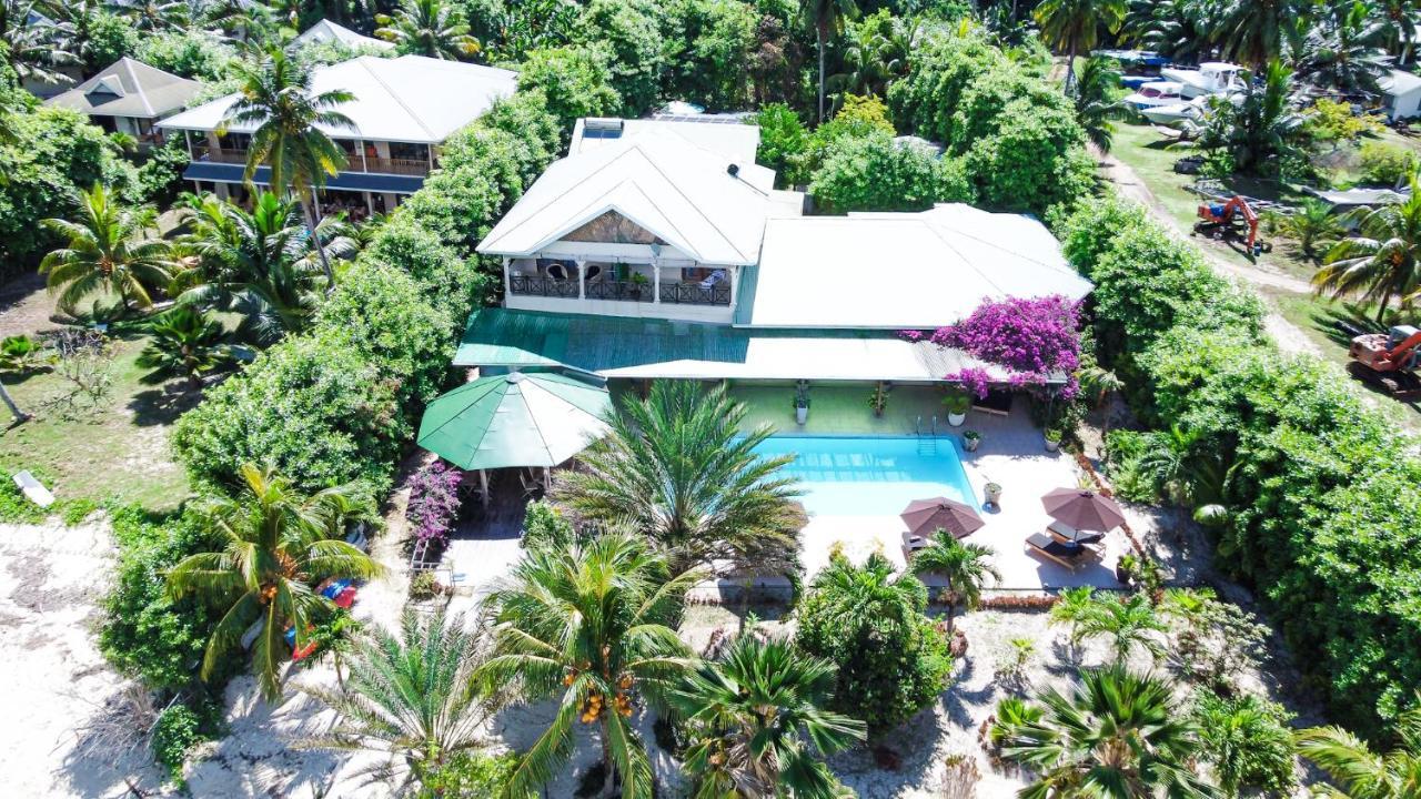 Villa De Cerf Cerf Island Exterior photo