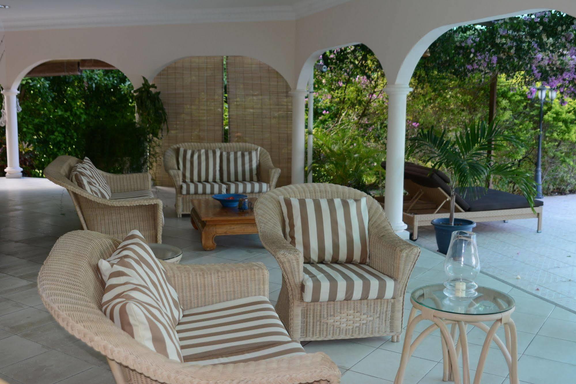 Villa De Cerf Cerf Island Exterior photo